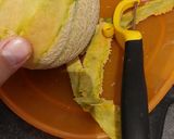 Une image de l'étape 1 de Pickles de peau de melon 🍈.
