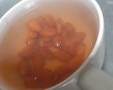 A picture of step 1 of Moroccan Almond Milkshake.