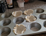 Foto del paso 3 de la receta: Tartaletas con yogur, melocotón y arándanos