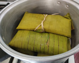 Foto del paso 9 de la receta: Tamal de mole negro con pollo