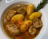 Foto del paso 1 de la receta: Guiso de patatas con tomillo