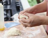 Foto langkah ke 3 dari resep Korean Garlic Cheese Bread.