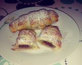 Nutellával töltött kis kiflik dióval megszórva 😋😋 recept fázis 7 fotója