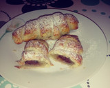 Nutellával töltött kis kiflik dióval megszórva 😋😋 recept fázis 7 fotója