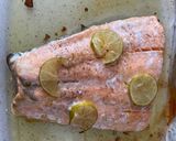 Foto del paso 2 de la receta: Salmón al limón