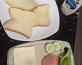Foto langkah ke 1 dari resep Sandwich Roti Tawar.