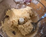 Foto del paso 1 de la receta: Medialunas con porotos