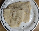 Rántott hal petrezselymes burgonyával recept fázis 3 fotója