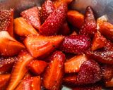 Epres jégkrém🍓 recept fázis 1 fotója