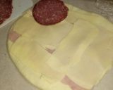 Foto del paso 3 de la receta: Pancitos deliciosos de salame y jamón