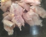 Foto langkah ke 1 dari resep Sup Ayam Kampung.