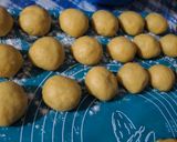Foto langkah ke 3 dari resep Donat Labu (Pumpkin Donut).