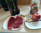 Foto del paso 1 de la receta Bistec de ternera en salsa de manzana