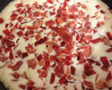Foto del paso 3 de la receta: Tortilla de jamón ibérico y ensalada