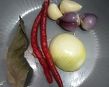 Foto langkah ke 2 dari resep Ayam Suwir Bumbu Iris (Non MSG).