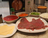 Foto del paso 1 de la receta: Rollitos de ternera, bacon y queso emmental en salsa