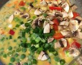 A picture of step 5 of Peas & Peppers Hearty Quiche.
