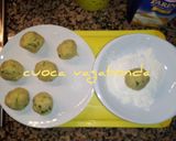 Foto del passaggio 2 della ricetta Pallotte Cacio e Ova