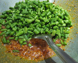 फ्रेंच बिन्स भाजी (french beans bhaji recipe in marathi) रेसिपी स्टेप 4 फोटो 