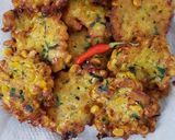 Foto langkah ke 6 dari resep Bakwan Jagung Renyah di Luar, Lembut di Dalam.