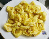 Foto del paso 3 de la receta: Tortelloni de carne al Funghi porcini