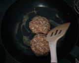 Foto langkah ke 3 dari resep Japanese Hambagu.