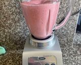 Foto del paso 3 de la receta: Batido de Fresas y Arándanos 🧑🏻‍🍳