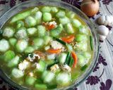 Foto langkah ke 3 dari resep Sup Oyong Telur Wortel.