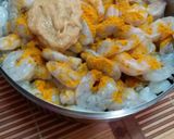 A picture of step 1 of Spicy Prawns Pickle.