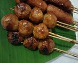 Foto langkah ke 6 dari resep 501. Bebakaran Bakso Sosis.