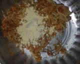 A picture of step 2 of Maggi Pakoda.