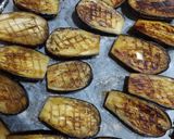 Foto del passaggio 4 della ricetta Melanzane ripiene fast, light and very good