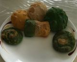 A picture of step 4 of Spinach, carrot and plain puris.