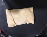 A picture of step 5 of Momos Paratha.