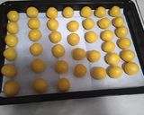 Foto langkah ke 4 dari resep Kue Rambutan / Kukis Bola Coklat.