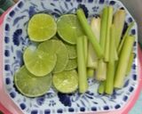 Hình bước làm 1 của món Trà chanh sả