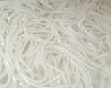 हक्का नूडल्स (hakka noodles) रेसिपी चरण 1 फोटो