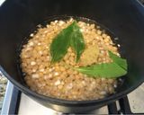 A picture of step 2 of Humus 🧄.