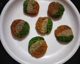 A picture of step 3 of Tri color chanar sandesh.