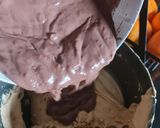 A picture of step 4 of Chocolate Caramel Mousse.