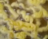 A picture of step 3 of Maggi pakoda.