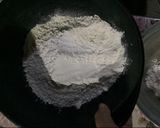 Foto langkah ke 1 dari resep Roti Manis Isi pisang.