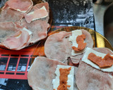 Foto del paso 4 de la receta: Libritos de lomo de jamón York, queso y sobrasada