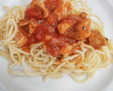 Foto del paso 6 de la receta: Espaguetis con pollo y panceta en salsa al vino