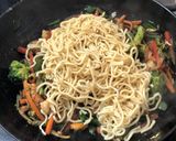 Foto del paso 6 de la receta: Wok de mar (chow mein)