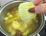 รูปขั้นตอนการทำที่ 4 ของ ไก่ต้มขมิ้นฟักอ่อน