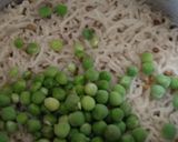 A picture of step 2 of Hariyali Khichdi.