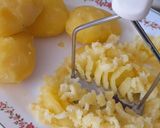 Foto del paso 3 de la receta: Bombas de patata con carne