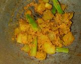 A picture of step 3 of Drumstick Posto Aloo.