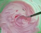 Foto del paso 1 de la receta: Brazo de gitano de crema de frutillas 🍓